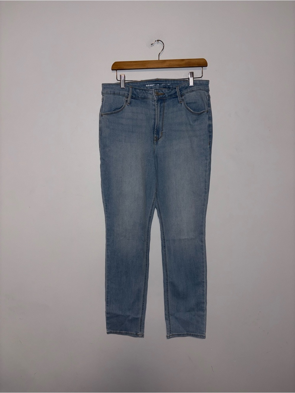 Old Navy • Straight Leg Jeans